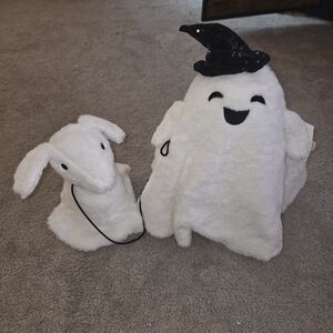 T.J.Maxx White Ghost and Dog Halloween Decor